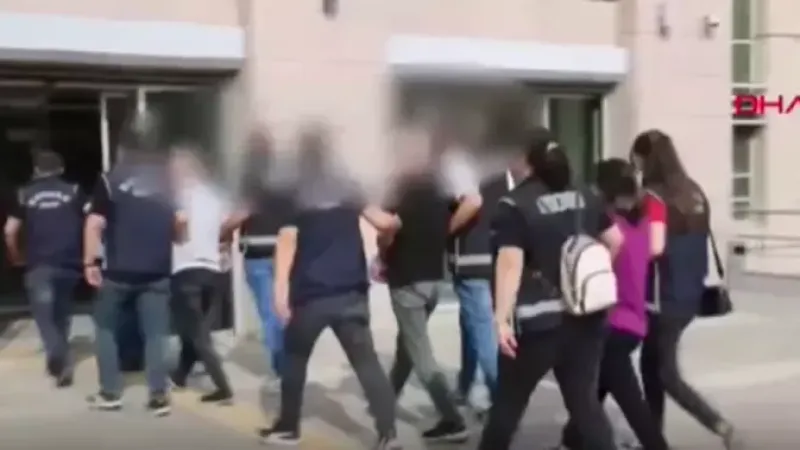 Devlet memuru yapacağız' diye kandırmışlar