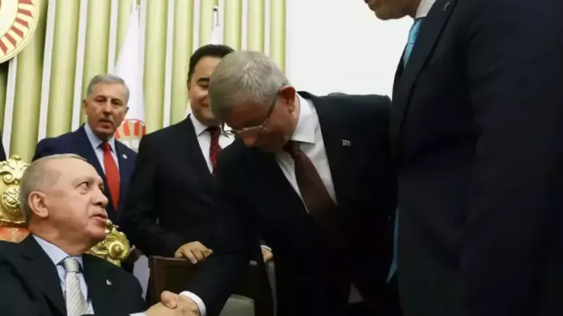 Bu kez Babacan ya da Davutoğlu değil! 