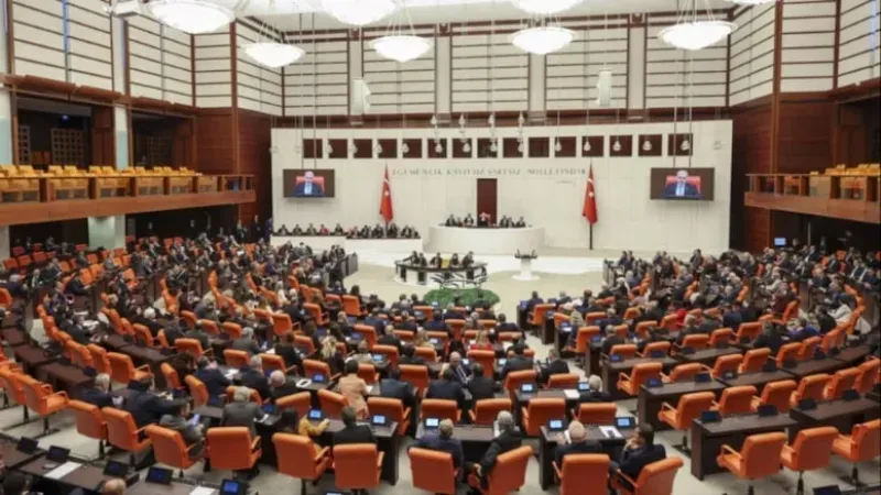 EMEKLİLERE ÇOK GÖRDÜLER 