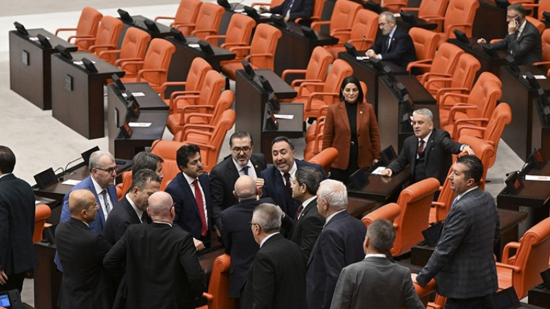  DEM Parti İYİ Parti Gerginliği ,